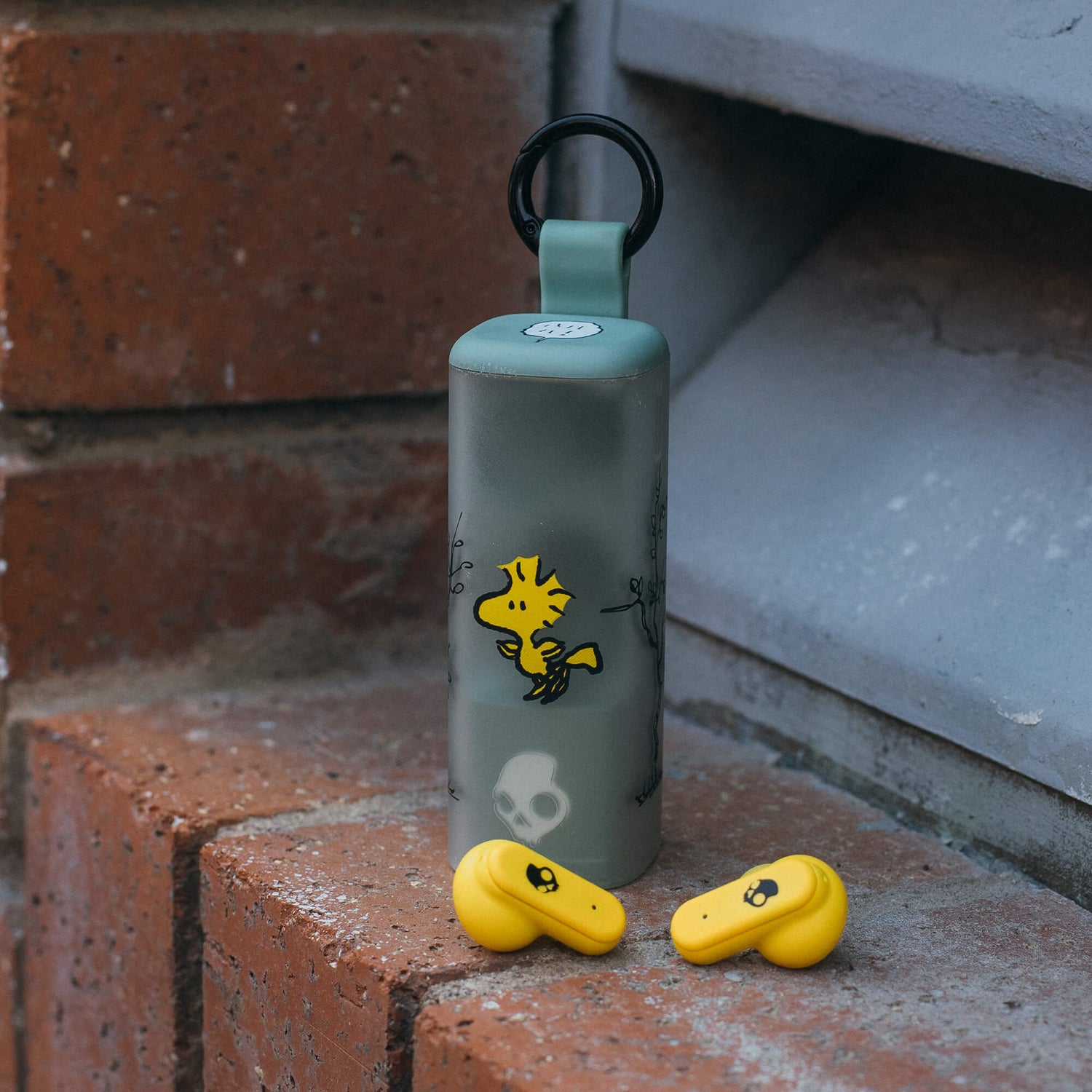 Skullcandy x Peanuts Woodstock | LS